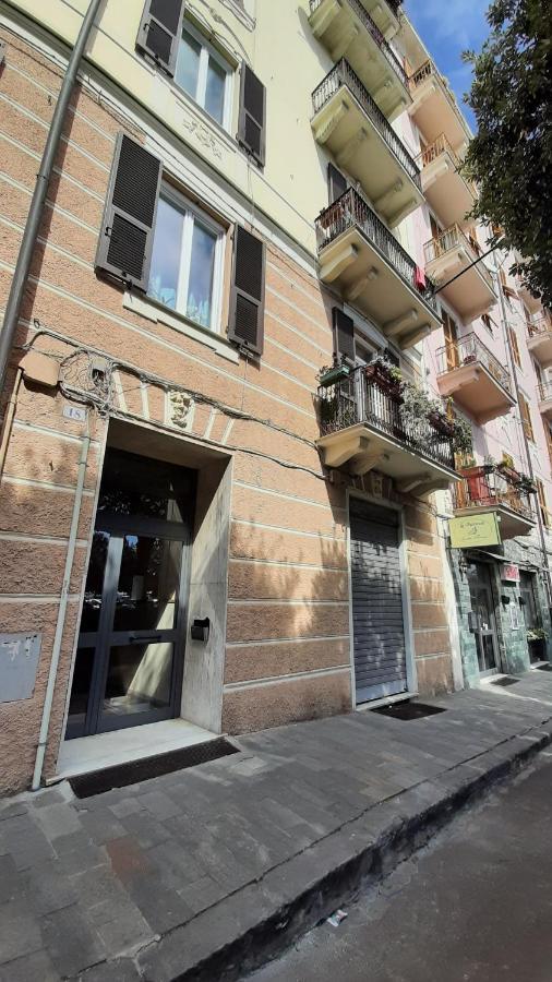 Casa Corso Colombo Appartement Savona Buitenkant foto